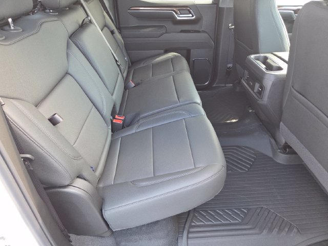 New 2026 Chevrolet Silverado 1500 RST w/ Dark Appearance Package AWD/4WD image 20