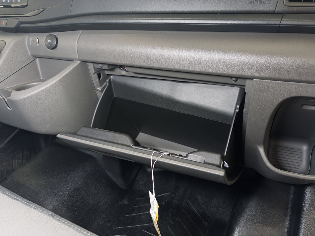 Used 2024 Ford E-Transit Low Roof RWD image 18