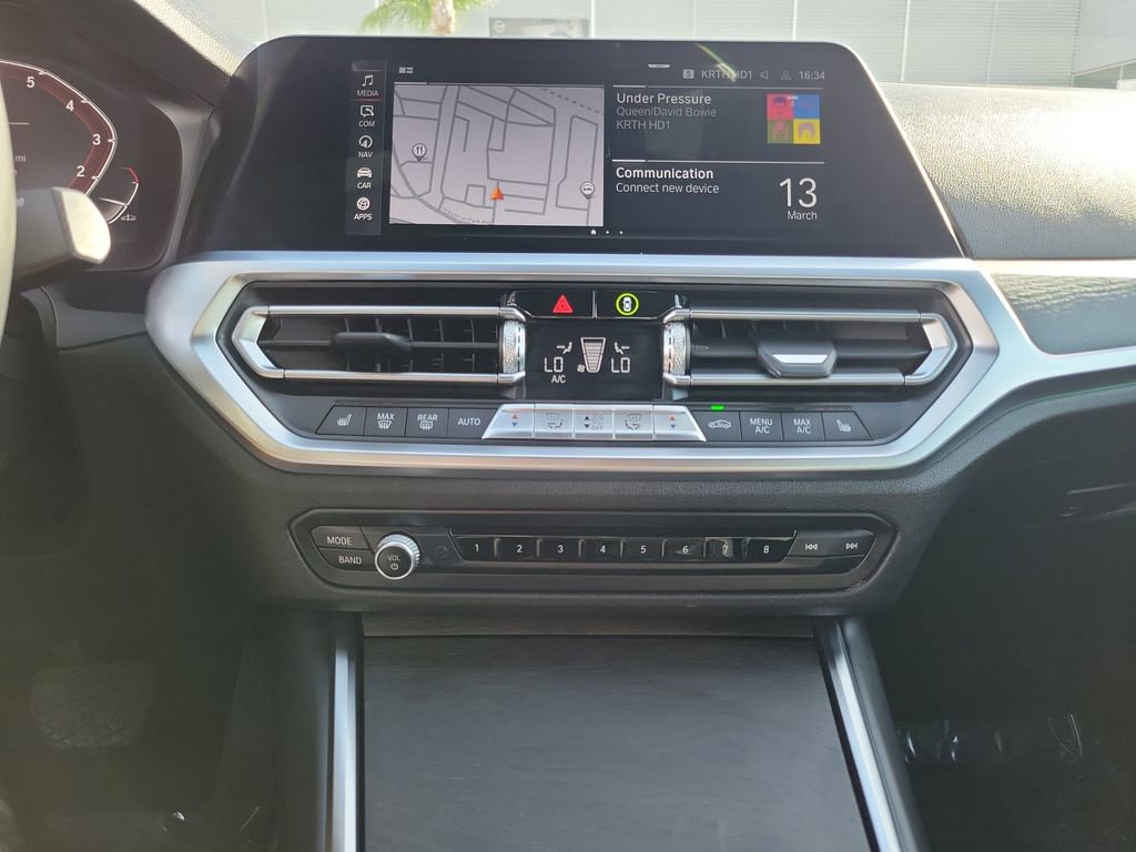 Used 2021 BMW 330i Sedan w/ Premium Package RWD image 13