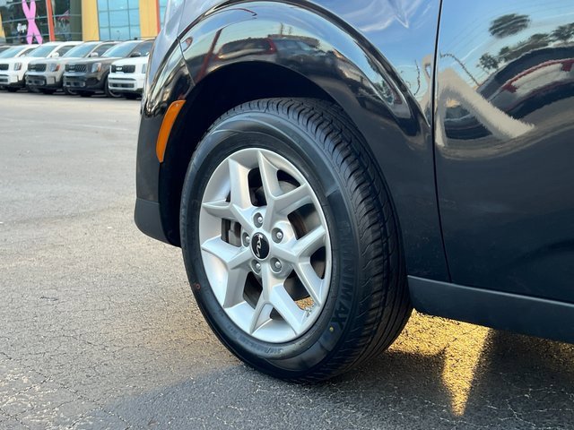 Certified 2024 Kia Soul LX w/ Option Group 015 image 11