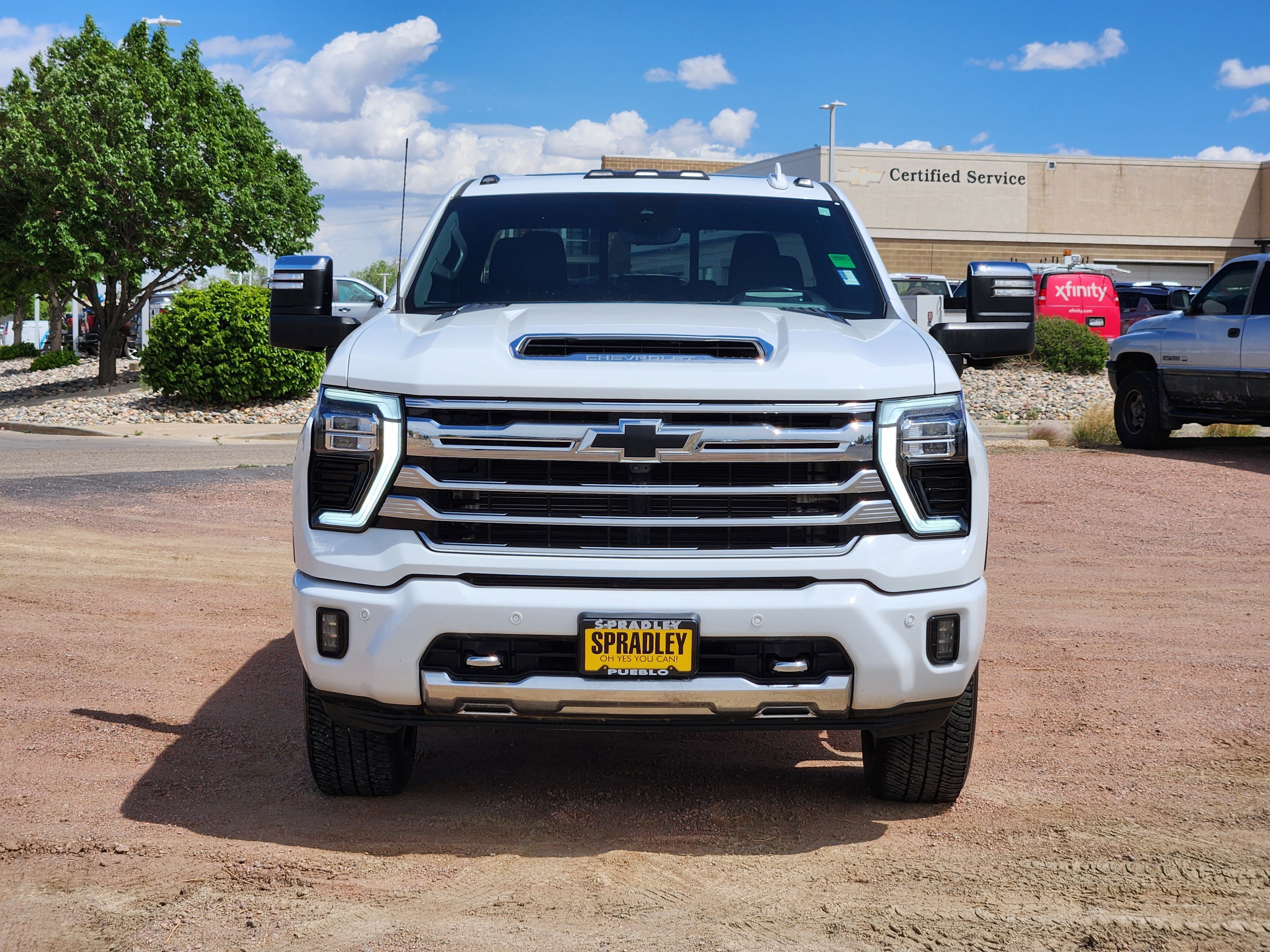 Used 2024 Chevrolet Silverado 3500 High Country w/ High Country Premium Package AWD/4WD image 8