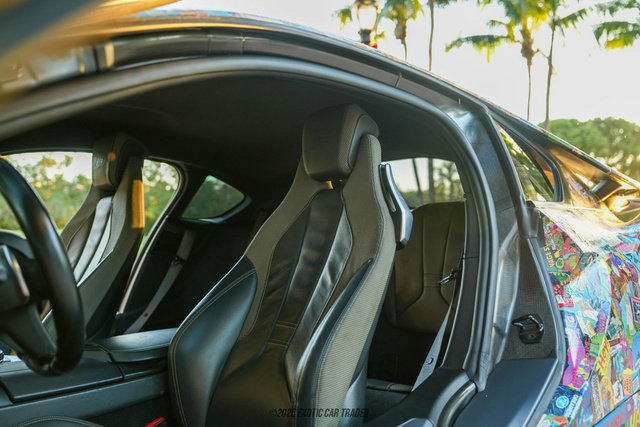 Used 2017 BMW i8 image 25