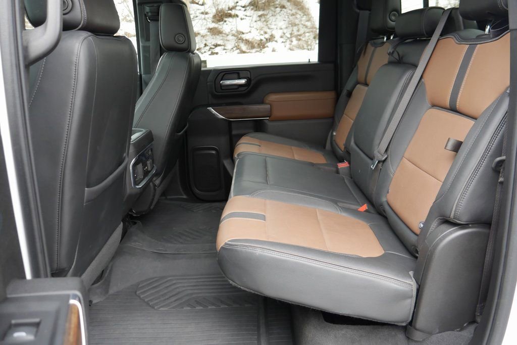 Used 2023 Chevrolet Silverado 2500 High Country w/ Technology Package image 26