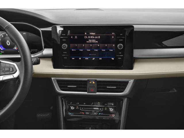 Used 2025 Volkswagen Taos SE w/ Panoramic Sunroof Package AWD/4WD image 12