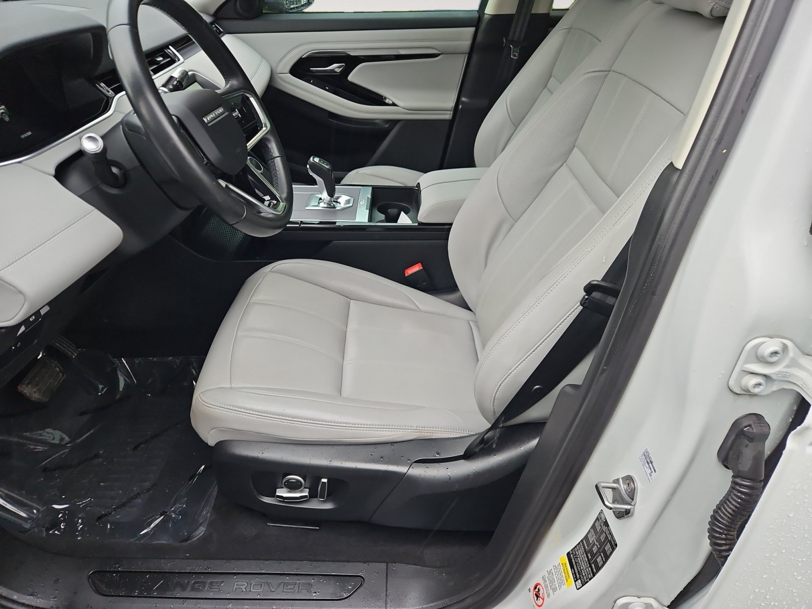 Used 2021 Land Rover Range Rover Evoque S AWD/4WD image 9