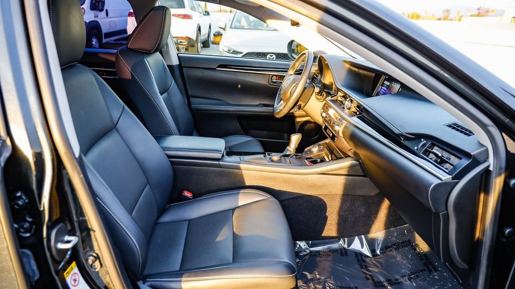 Used 2018 Lexus ES 350 image 21