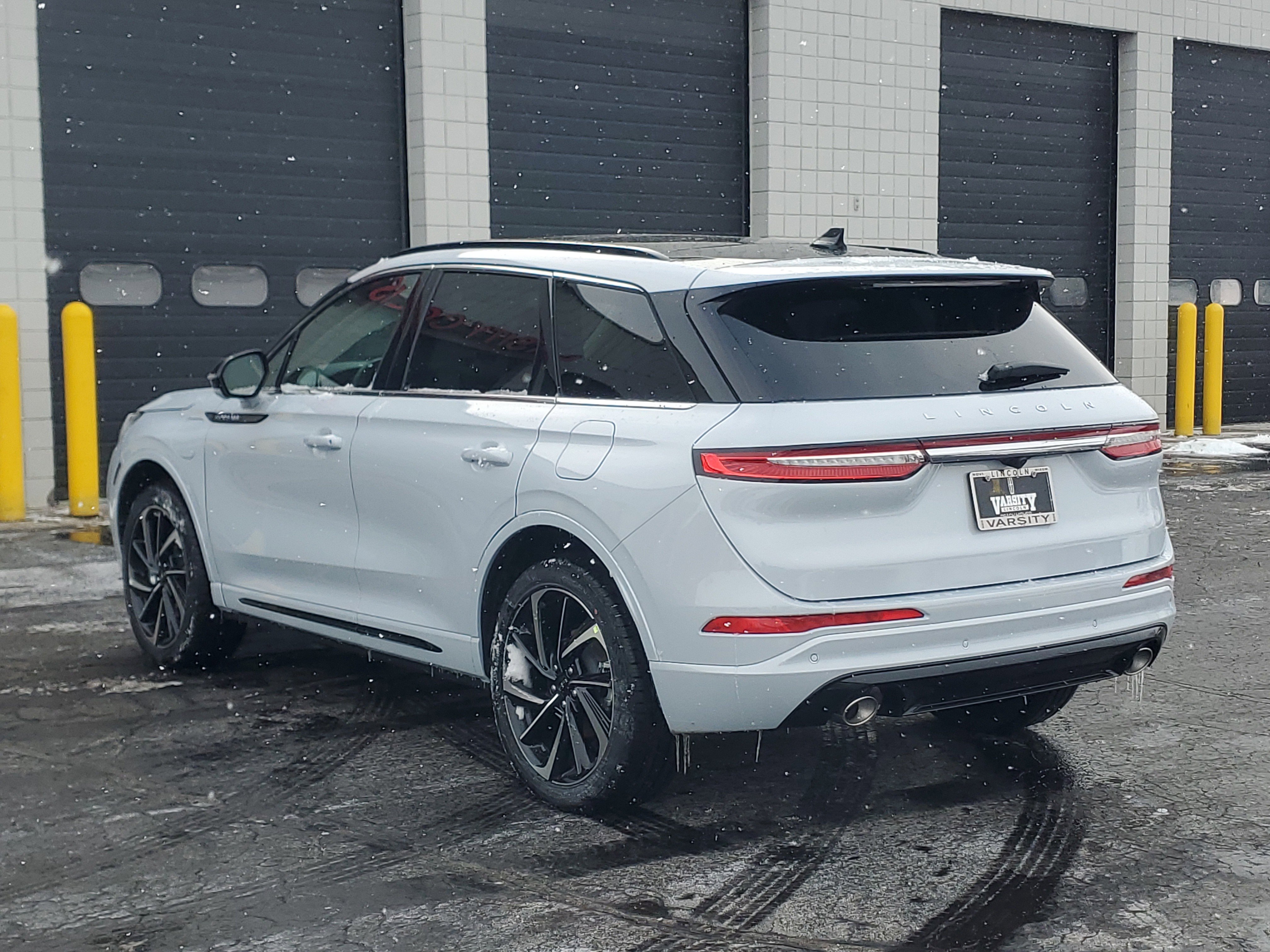 New 2026 Lincoln Corsair Grand Touring image 3