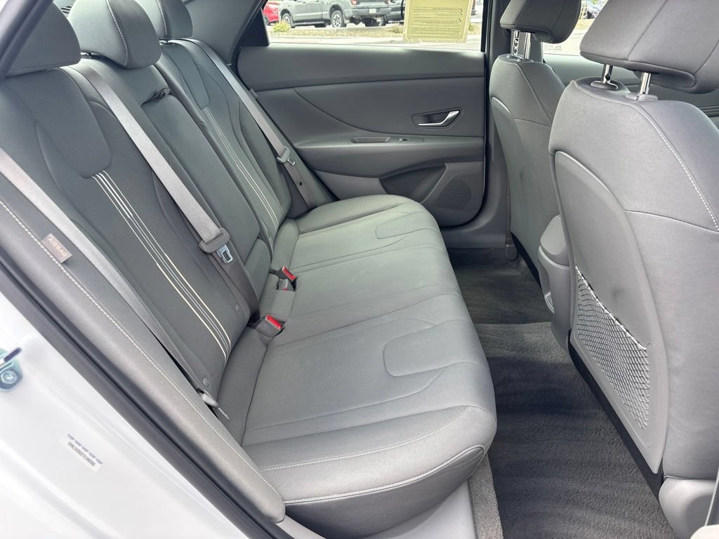 Certified 2026 Hyundai Elantra SEL Sport Premium FWD image 17