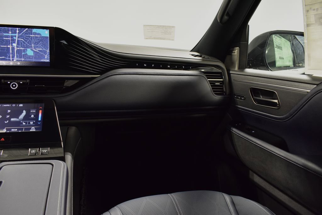 New 2026 INFINITI QX80 4WD image 15