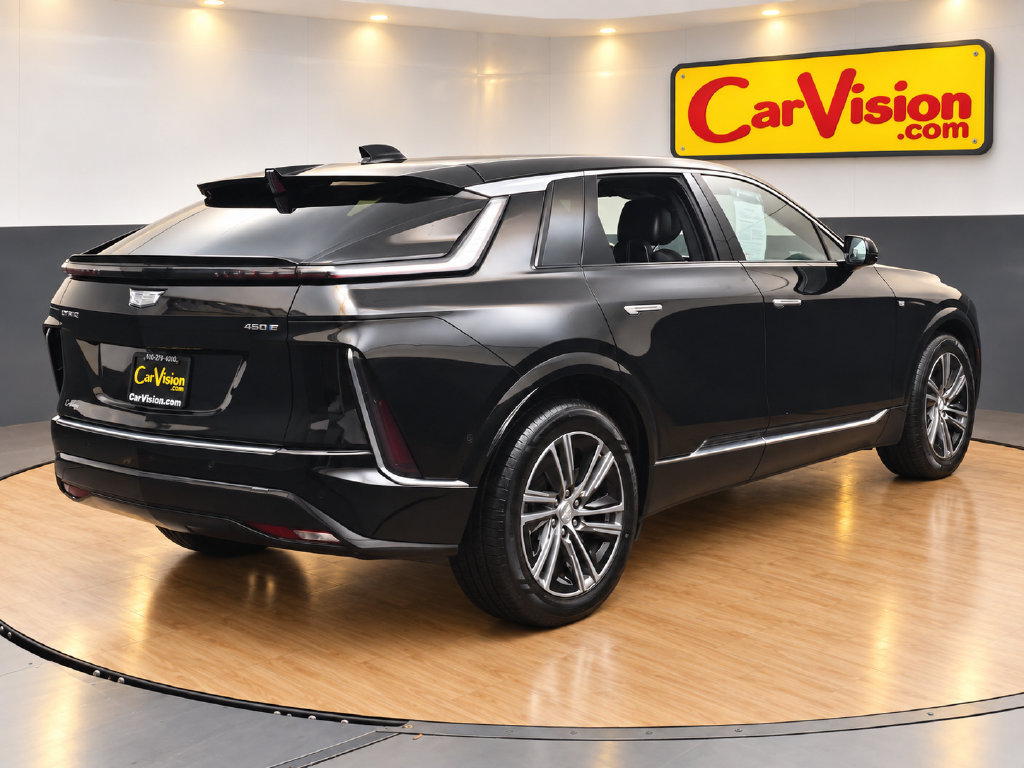 Used 2024 Cadillac Lyriq Luxury RWD image 5