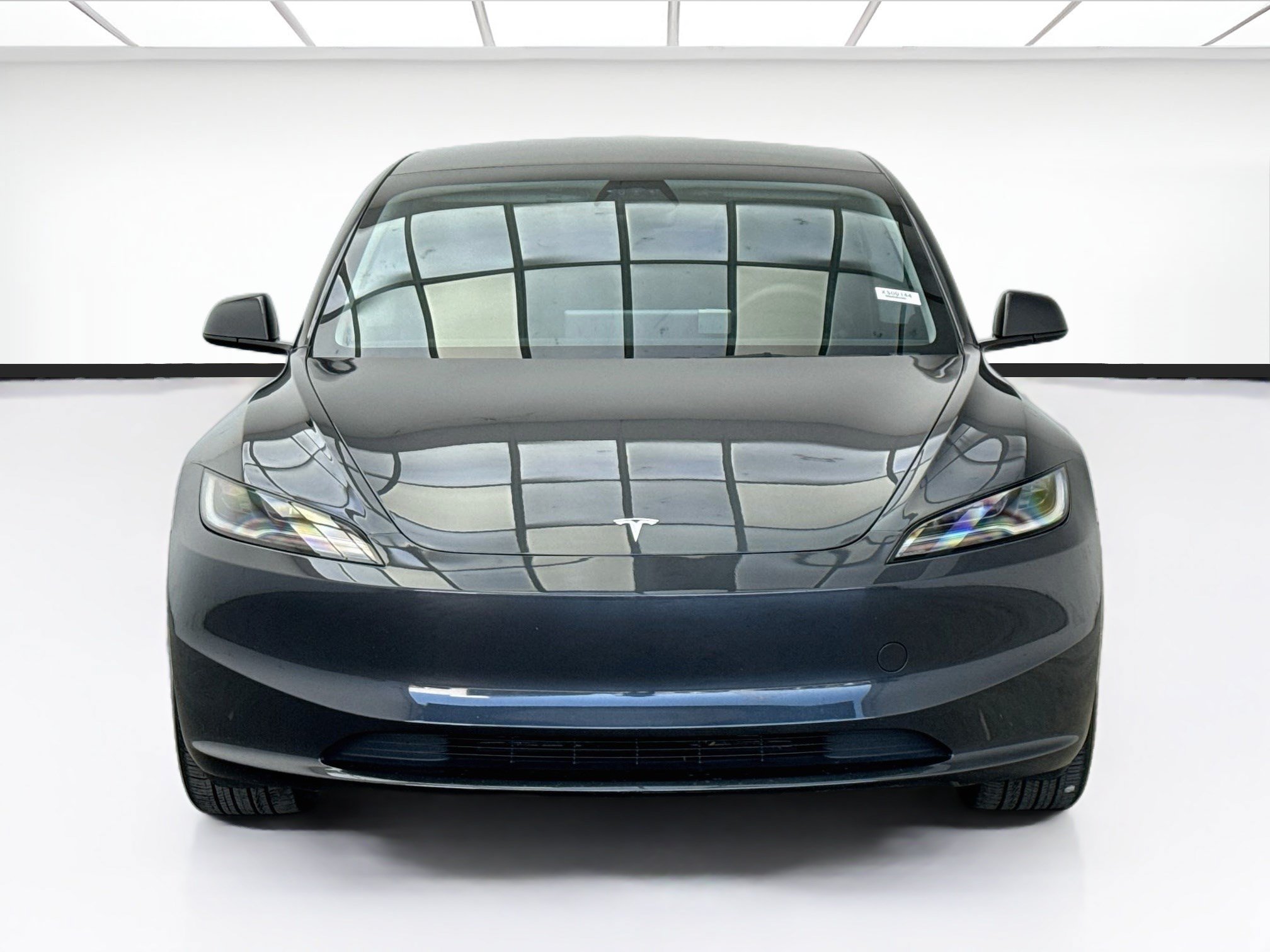 Used 2025 Tesla Model 3 Long Range RWD image 2