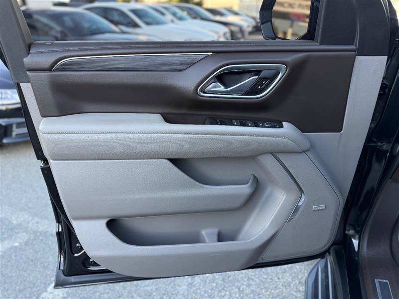 Used 2021 GMC Yukon SLT AWD/4WD image 13
