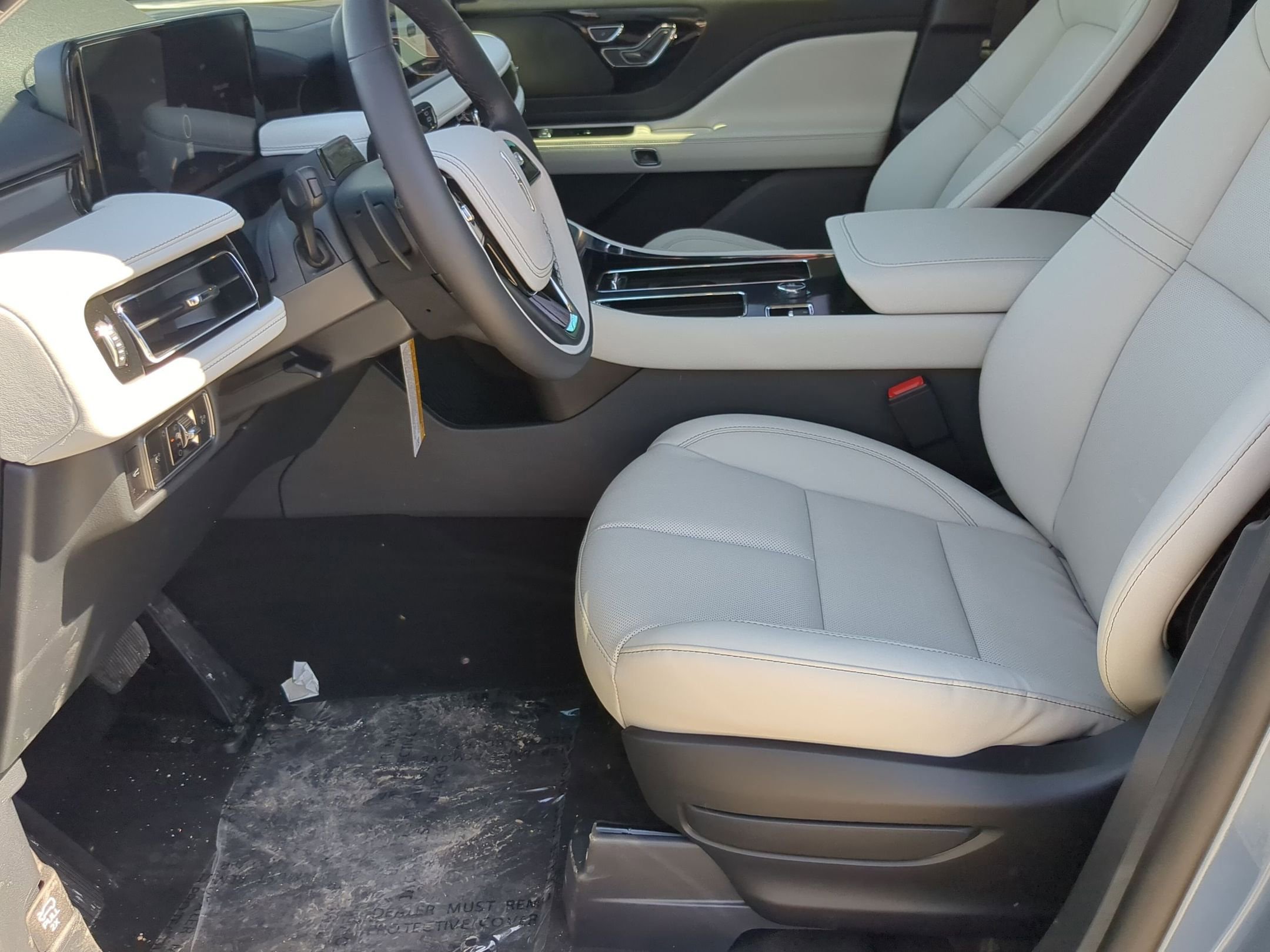 New 2026 Lincoln Aviator 2WD image 11