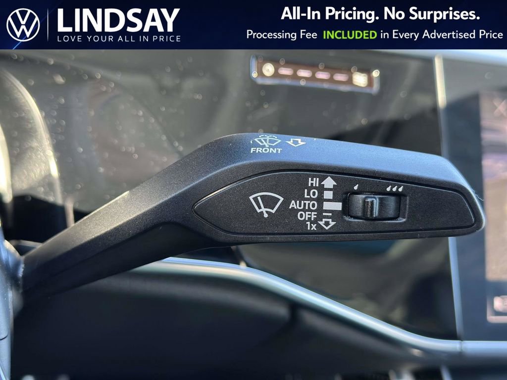 Used 2023 Audi S8 w/ S8 Comfort Plus Package image 23