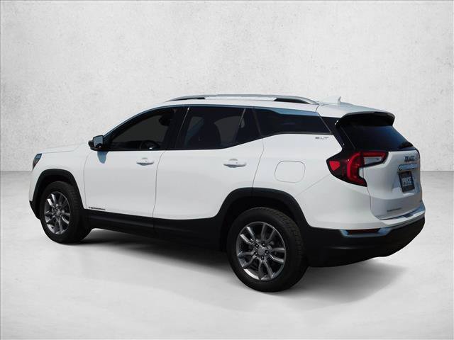 Used 2024 GMC Terrain SLT AWD/4WD image 14