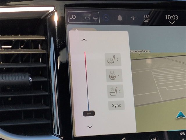 Used 2023 Chrysler Pacifica Limited w/ Uconnect Theater Family Group image 25