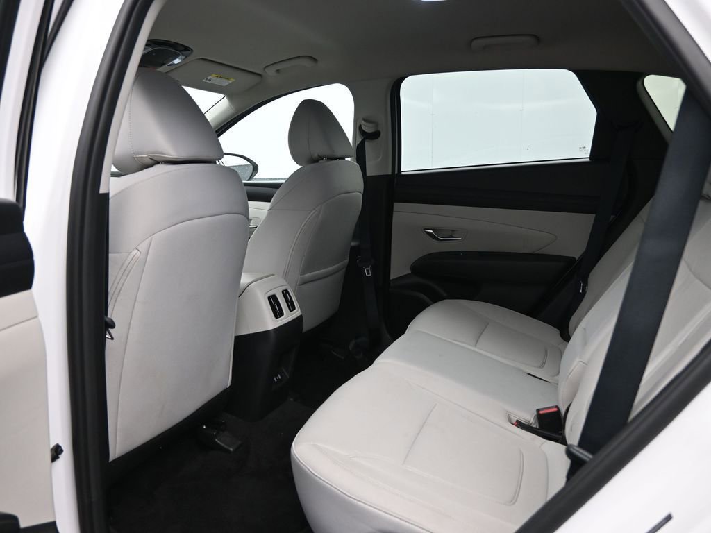 Used 2025 Hyundai Tucson SEL AWD/4WD image 26