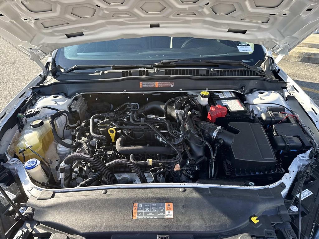 Used 2020 Ford Fusion SEL FWD image 3