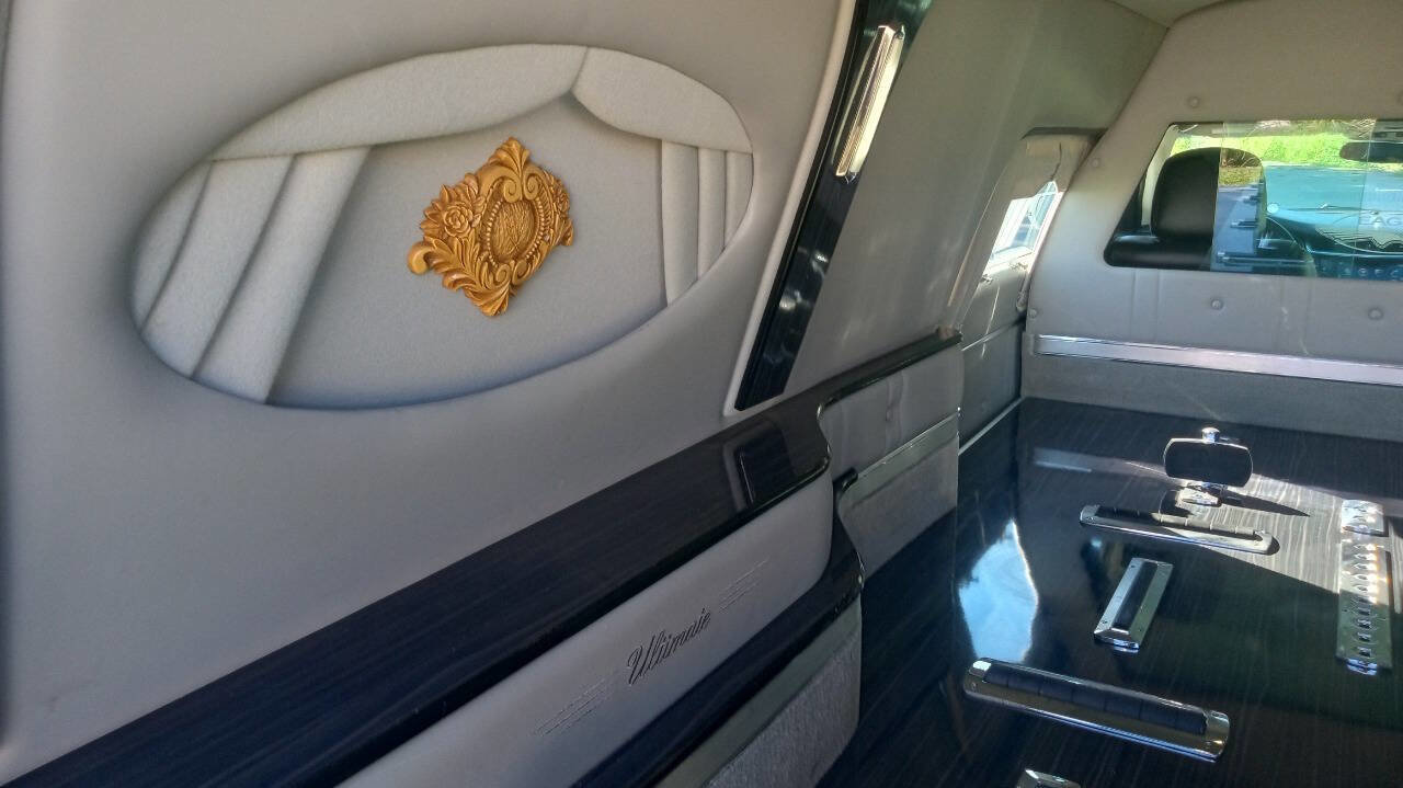 Used 2015 Cadillac XTS Hearse image 19