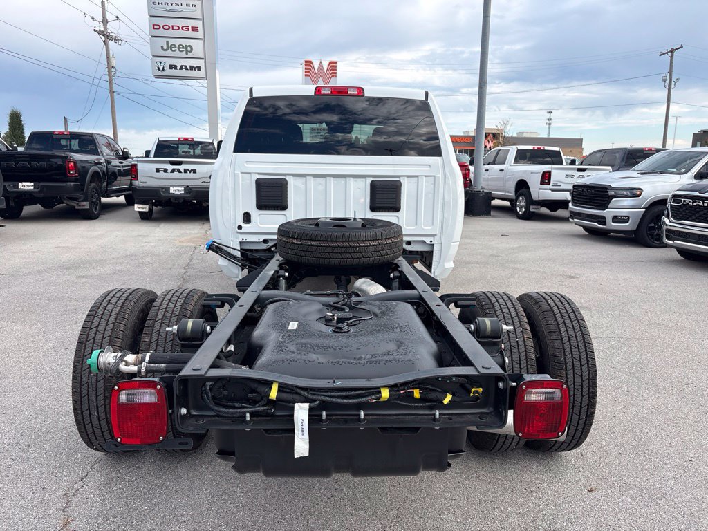 New 2027 RAM 3500 Tradesman AWD/4WD image 28