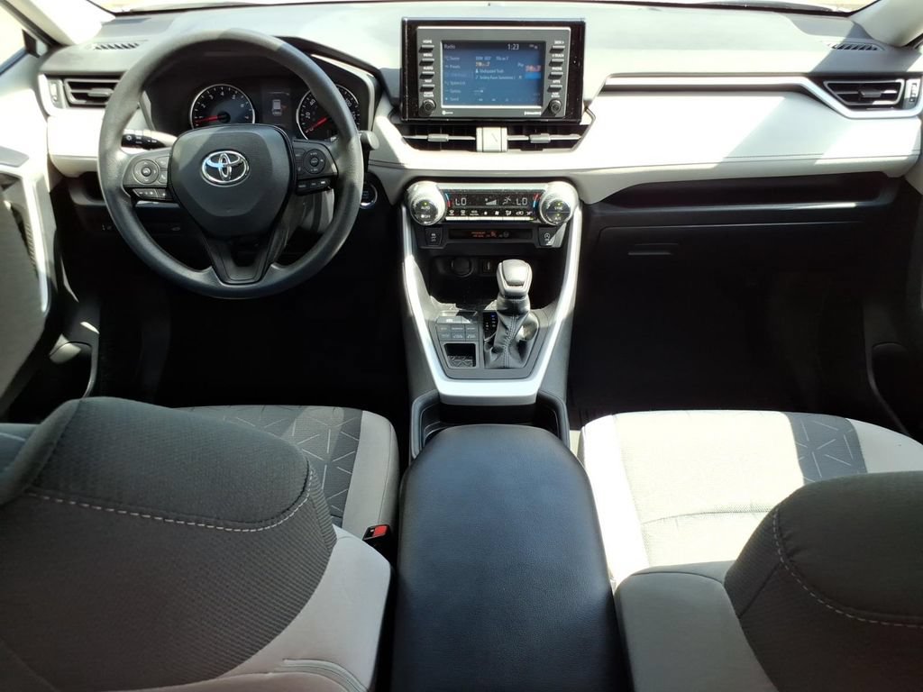 Used 2021 Toyota RAV4 XLE w/ Convenience Package AWD/4WD image 19