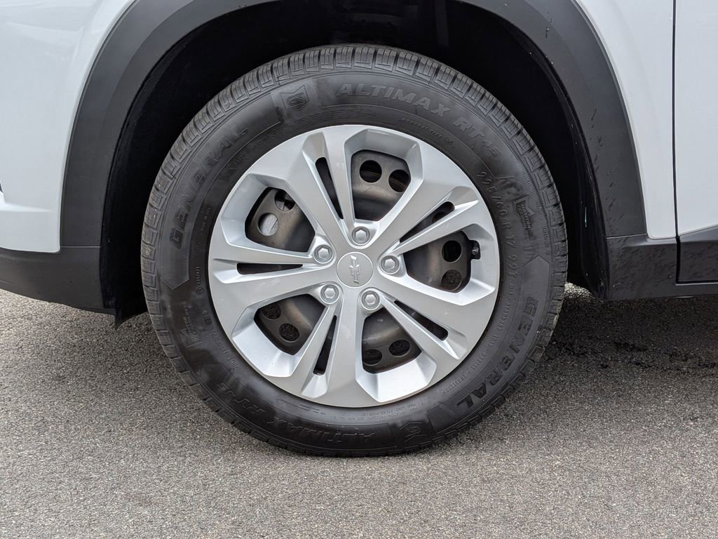 Used 2024 Chevrolet Trax LS FWD image 26