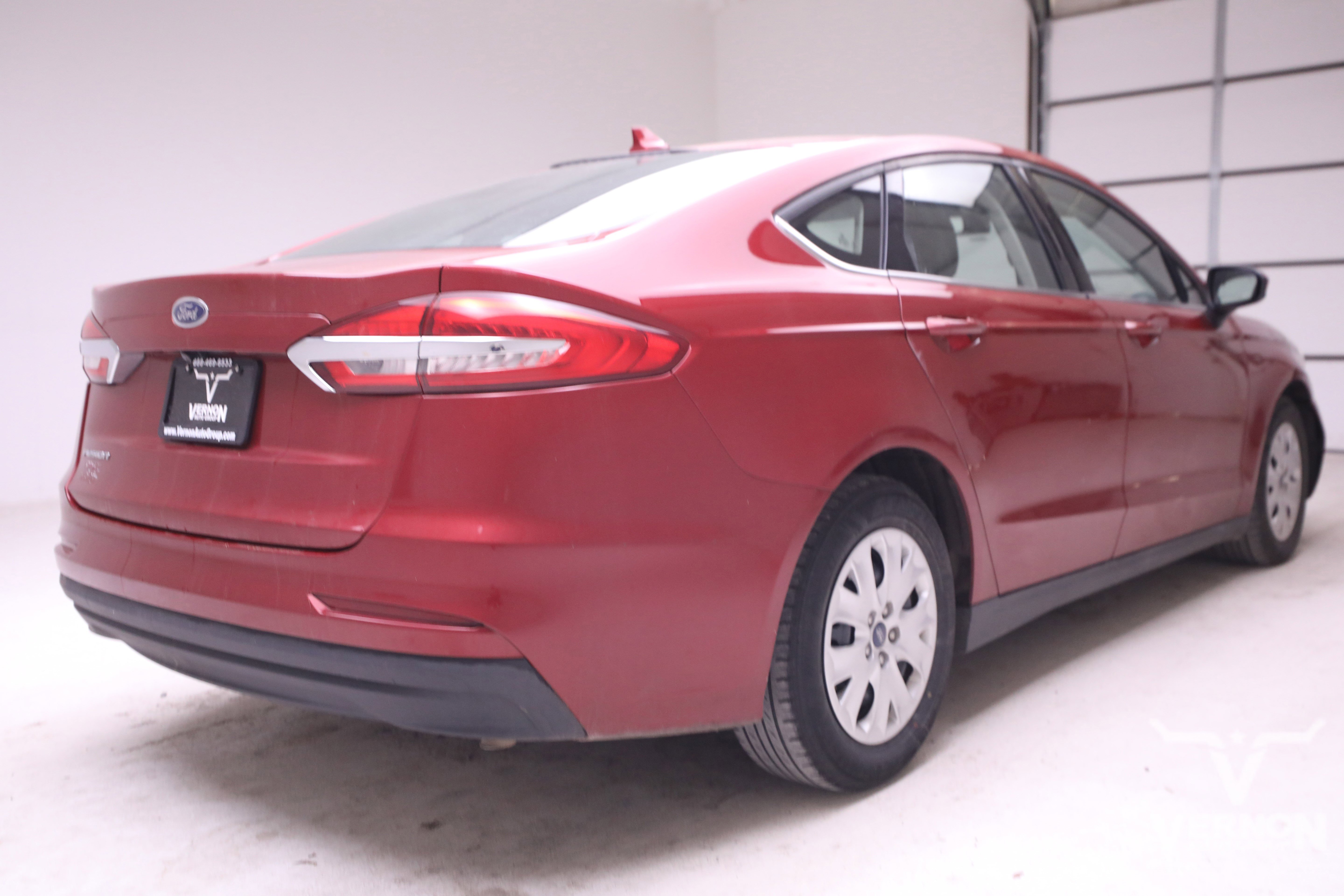 Used 2020 Ford Fusion S image 4