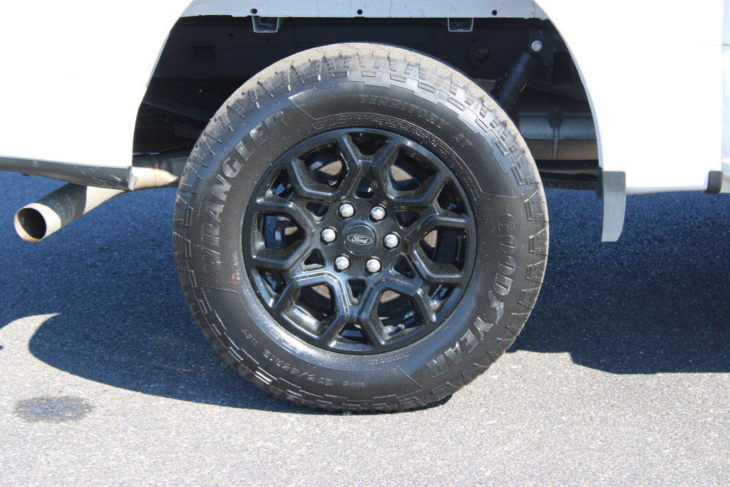Used 2024 Ford F150 XLT w/ FX4 Off-Road Package AWD/4WD image 13