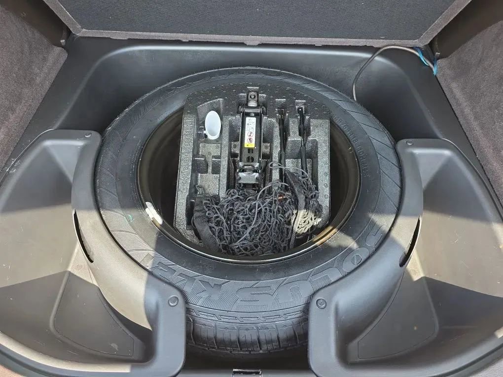 Used 2018 Jeep Grand Cherokee Overland image 54