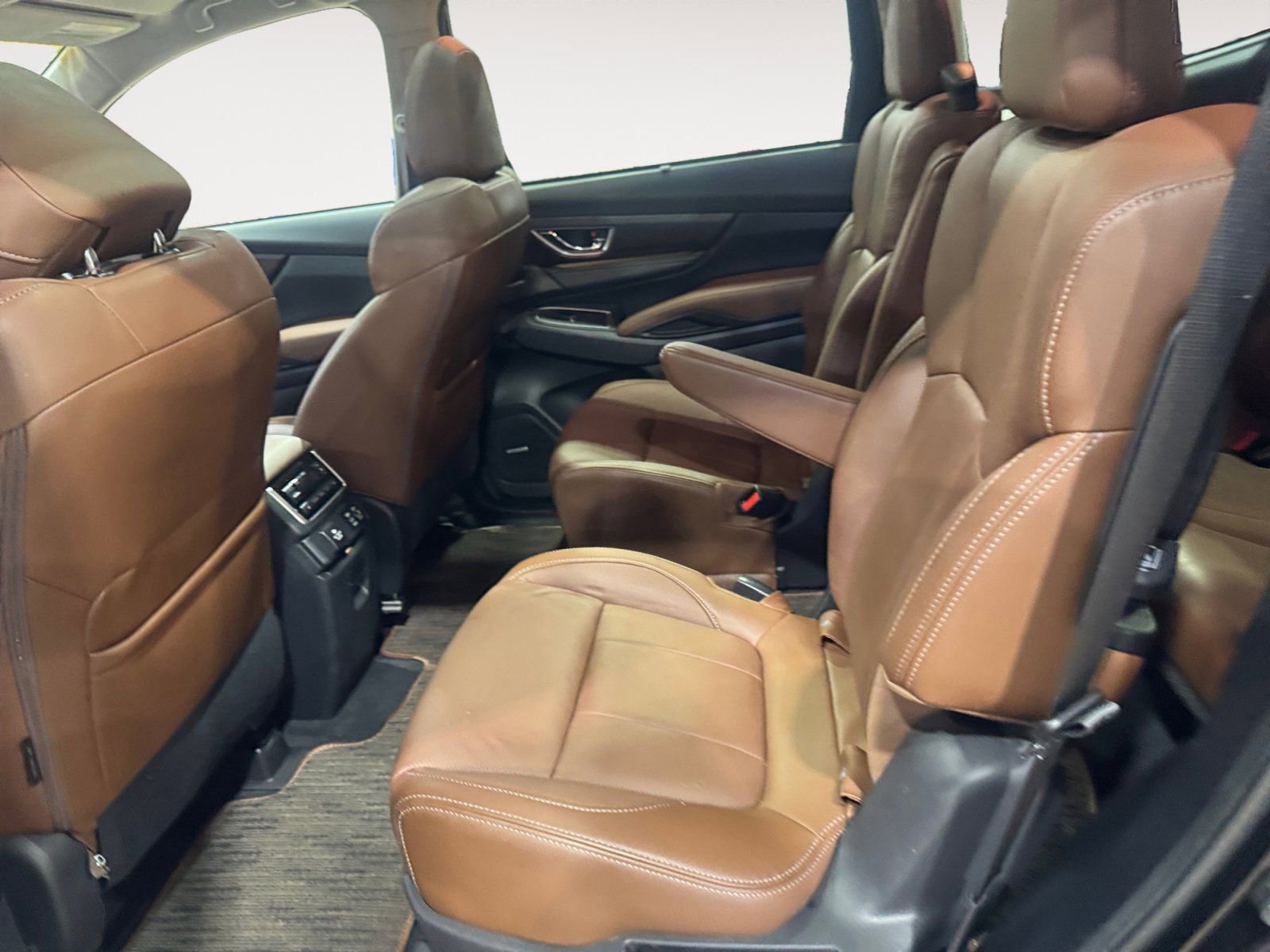 Used 2023 Subaru Ascent Touring AWD/4WD image 14