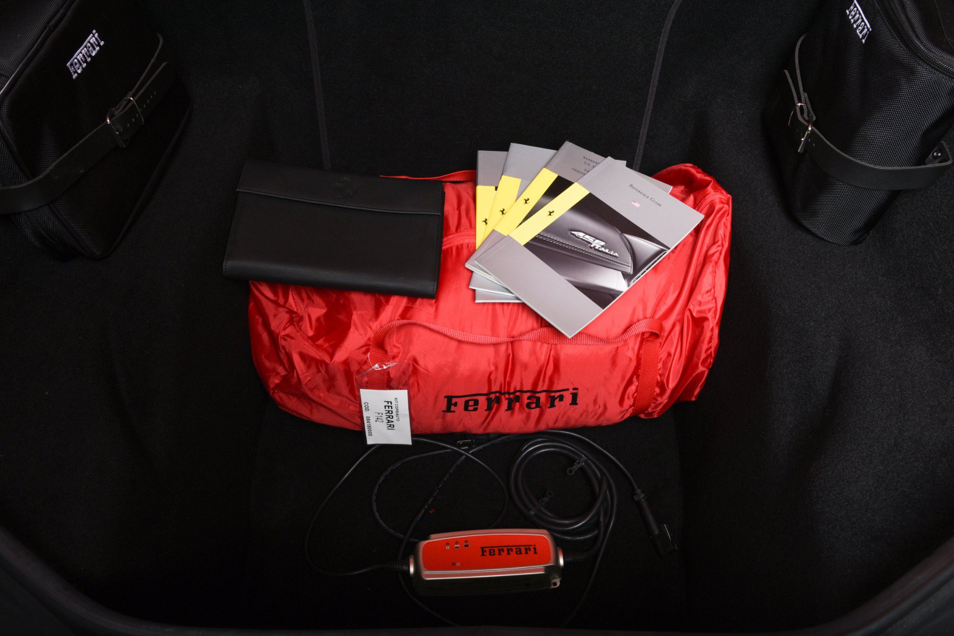 Used 2015 Ferrari 458 Italia Coupe RWD image 21