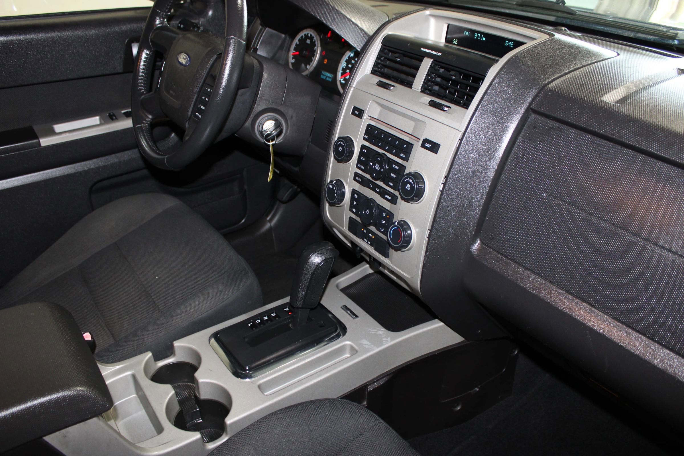 Used 2010 Ford Escape XLT FWD image 26