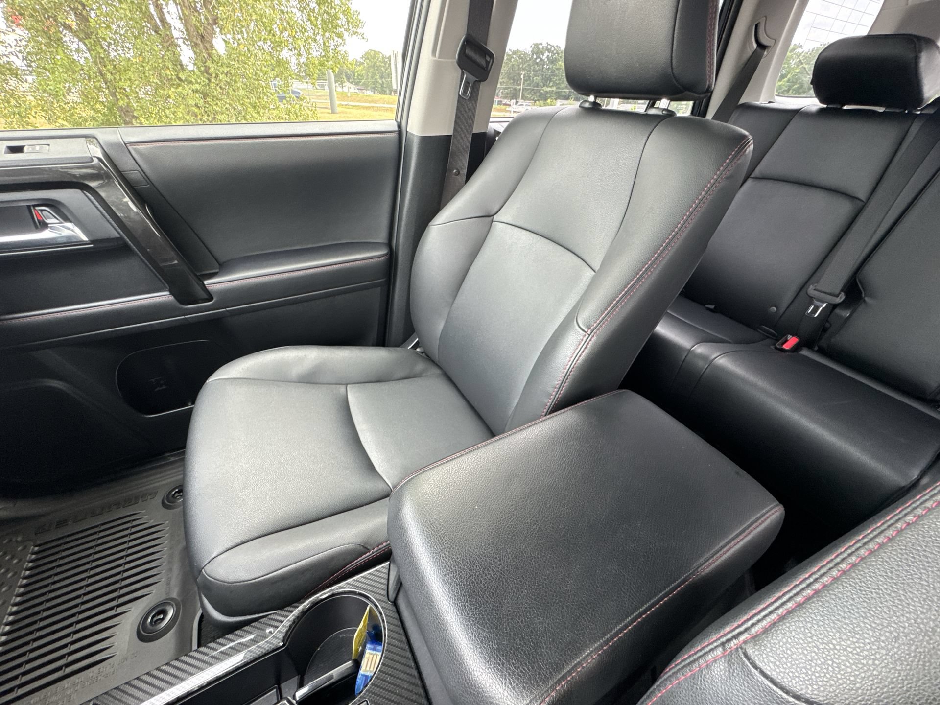 Used 2024 Toyota 4Runner TRD Off-Road Premium AWD/4WD image 21