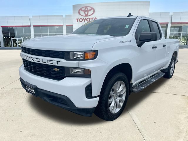 Used 2020 Chevrolet Silverado 1500 Custom w/ Custom Value Package AWD/4WD image 7