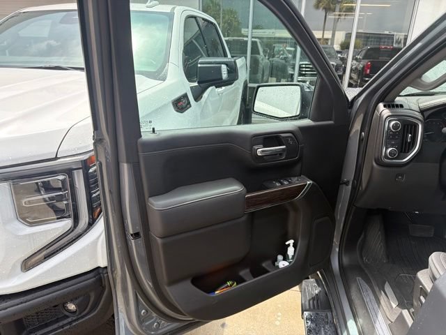 Used 2019 GMC Sierra 1500 SLE w/ SLE Value Package AWD/4WD image 9