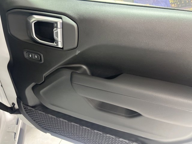 New 2025 Jeep Gladiator Rubicon w/ Convenience Group image 18