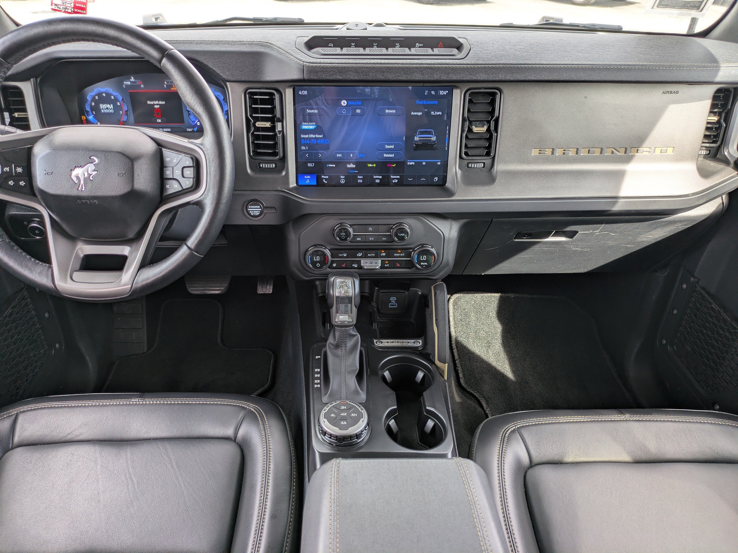 Used 2025 Ford Bronco Badlands AWD/4WD image 14