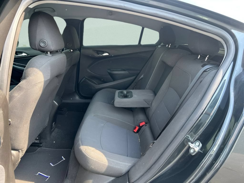 Used 2019 Chevrolet Cruze LT FWD image 17