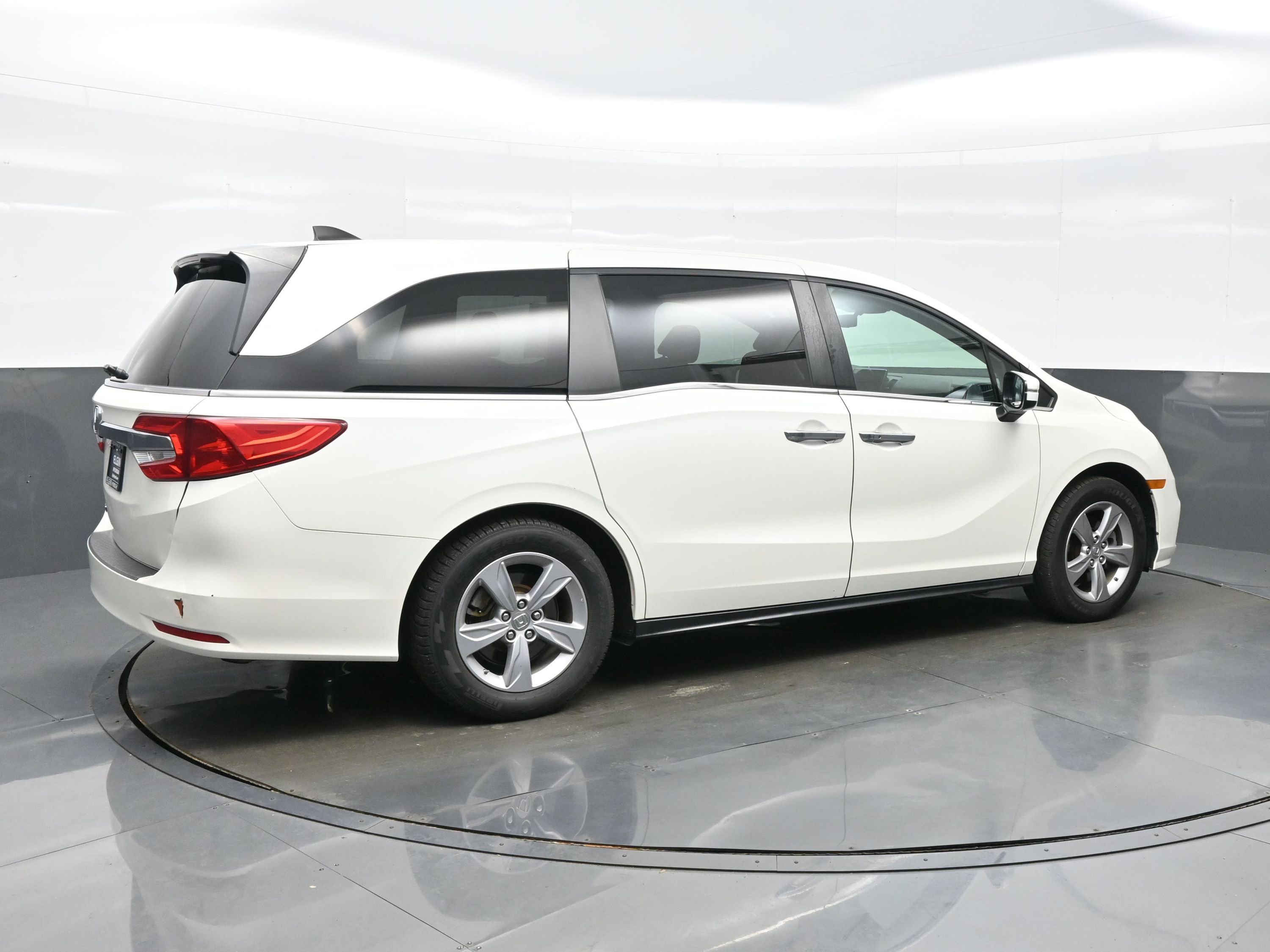 Used 2019 Honda Odyssey EX-L image 6