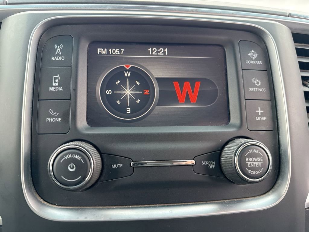 Used 2022 RAM 1500 Classic SLT RWD image 18