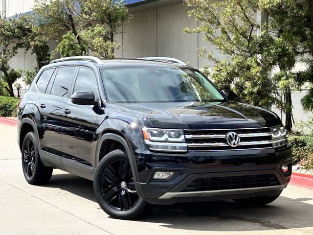 Used 2019 Volkswagen Atlas SE w/ Panoramic Sunroof Package FWD image 2