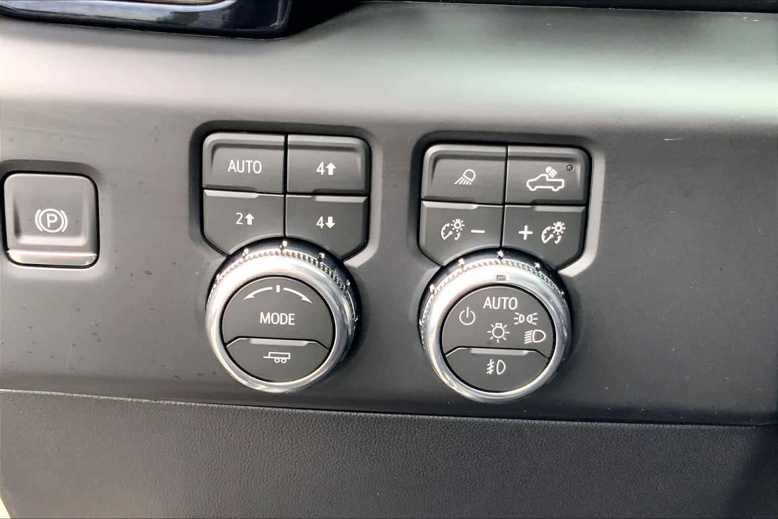 Used 2026 GMC Sierra 1500 AT4X AWD/4WD image 34