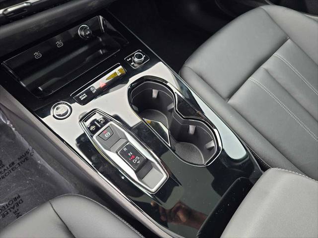Used 2025 Audi A5 2.0T Premium w/ Convenience Package AWD/4WD image 31