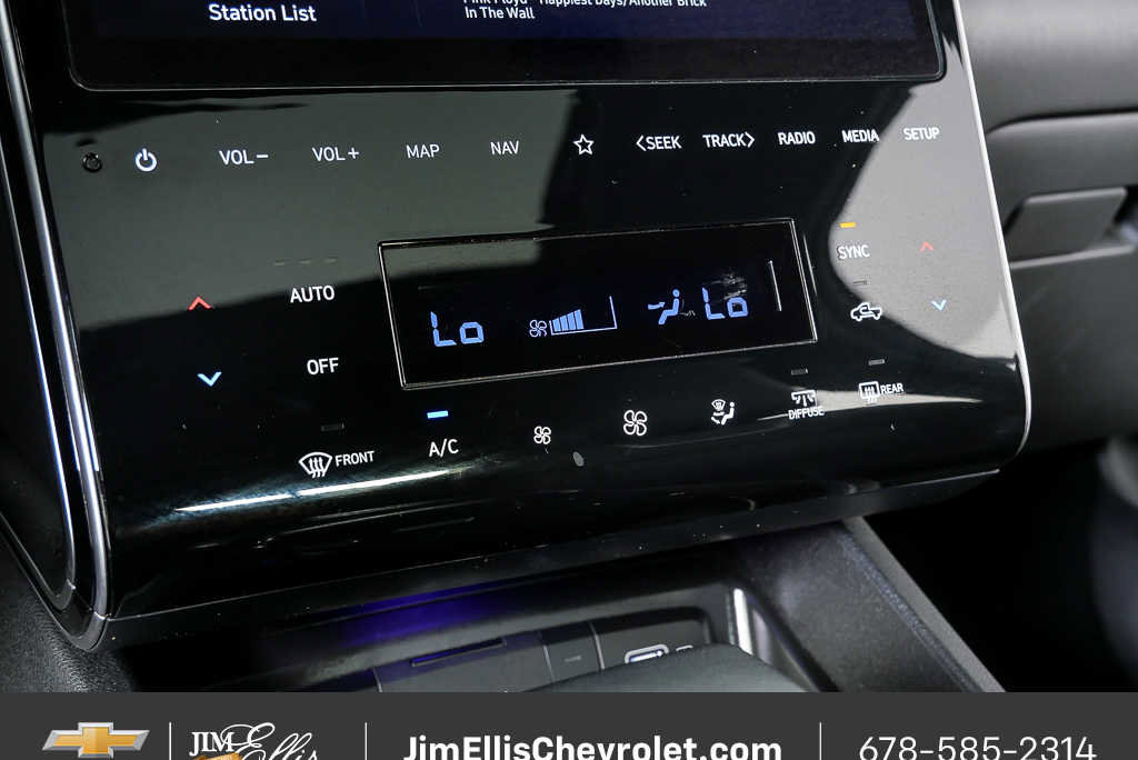 Used 2022 Hyundai Santa Cruz Limited AWD/4WD image 17