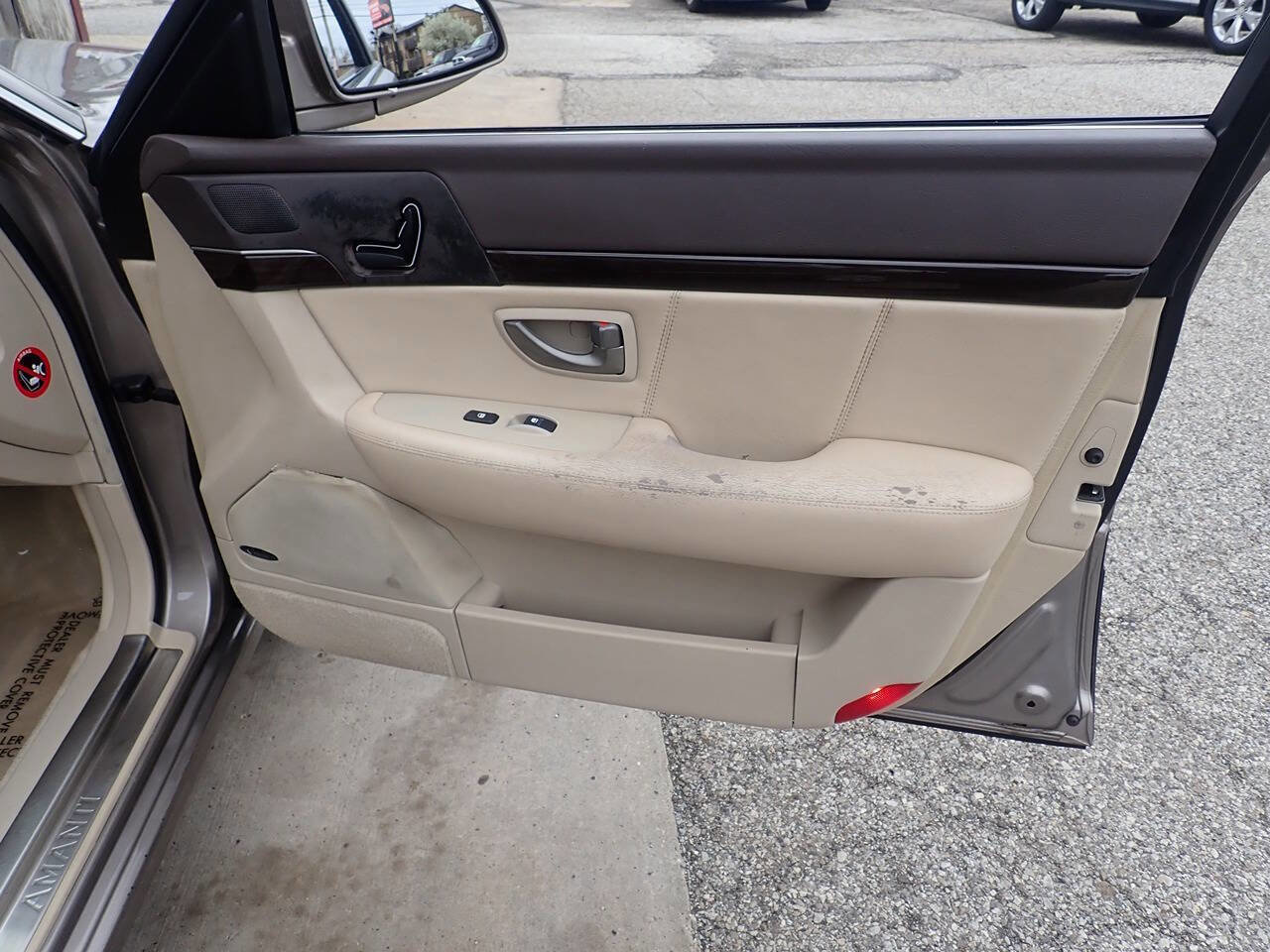 Used 2007 Kia Amanti w/ Leather Pkg image 23