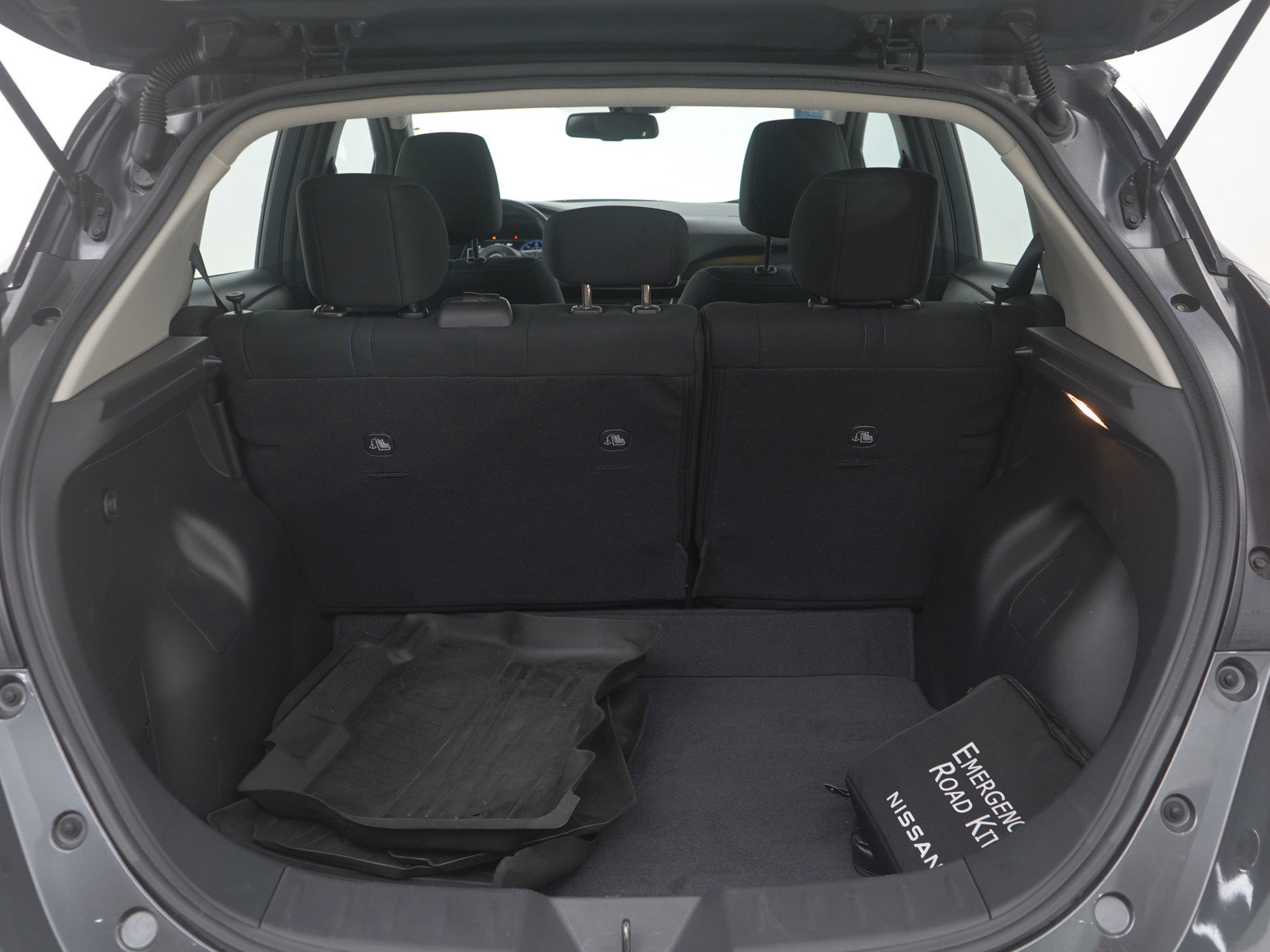 Used 2024 Nissan Leaf SV Plus image 9