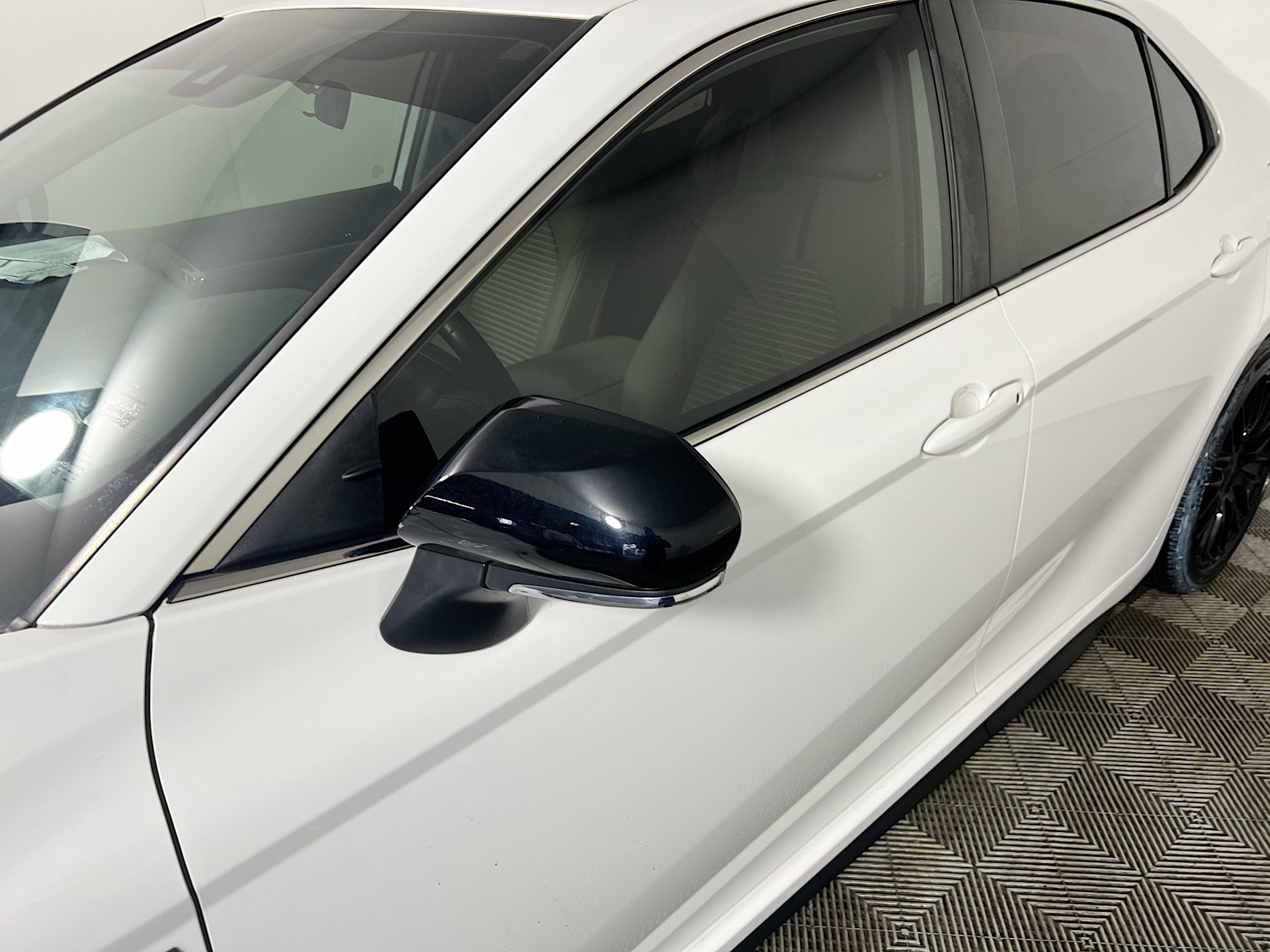 Used 2024 Toyota Camry SE FWD image 13