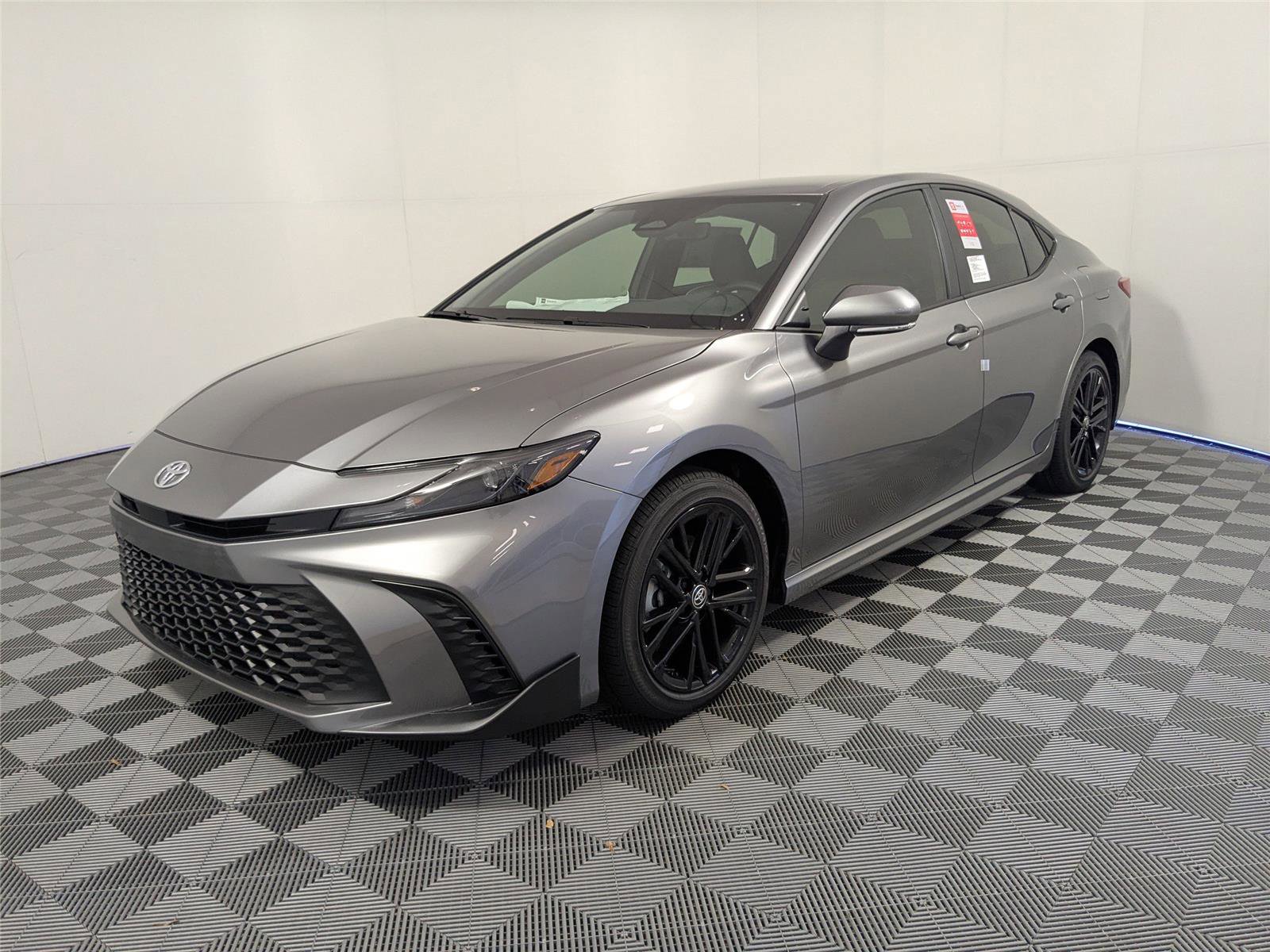 New 2026 Toyota Camry SE video 1