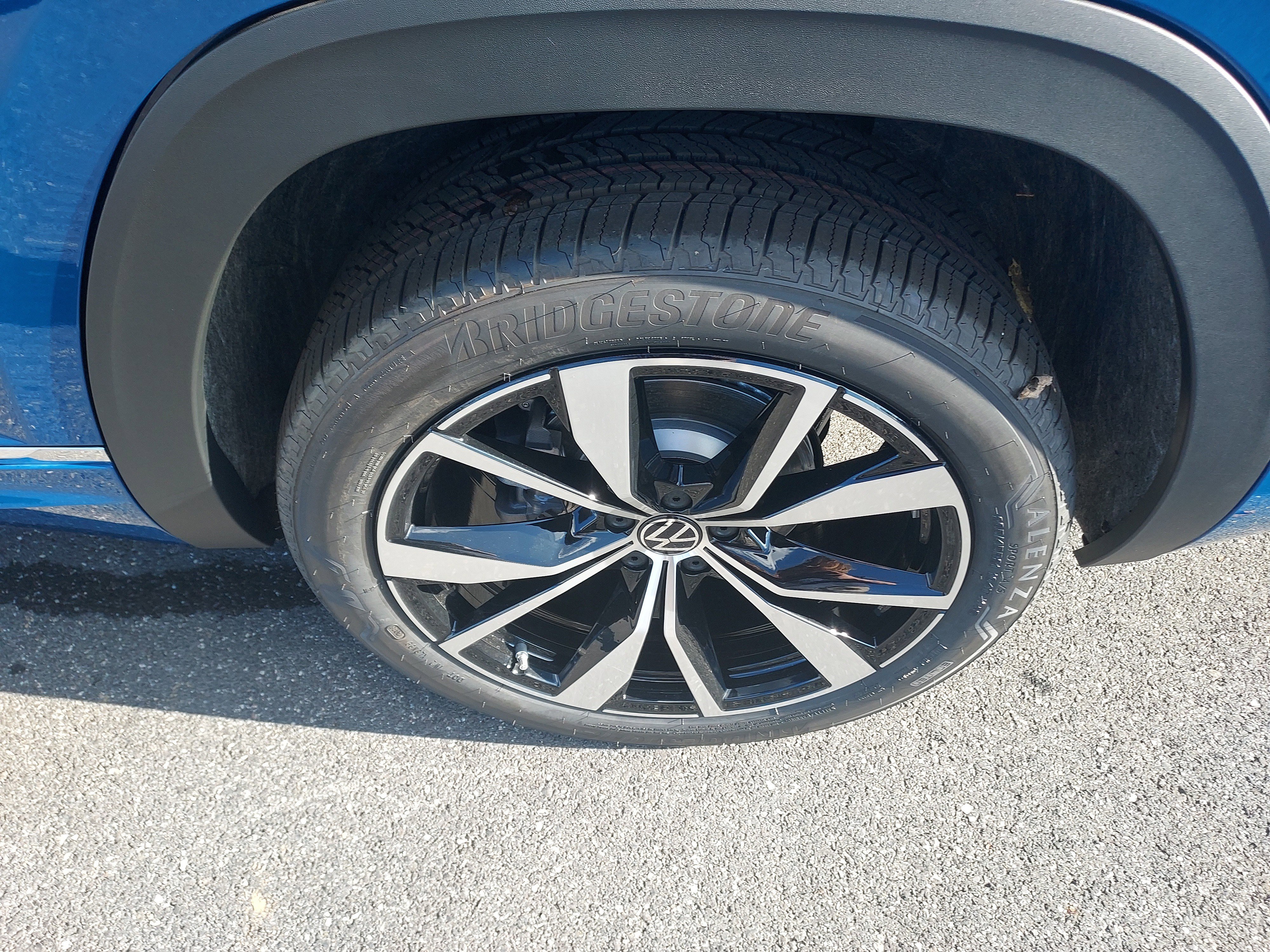 New 2026 Volkswagen Atlas SEL Premium R-Line image 10