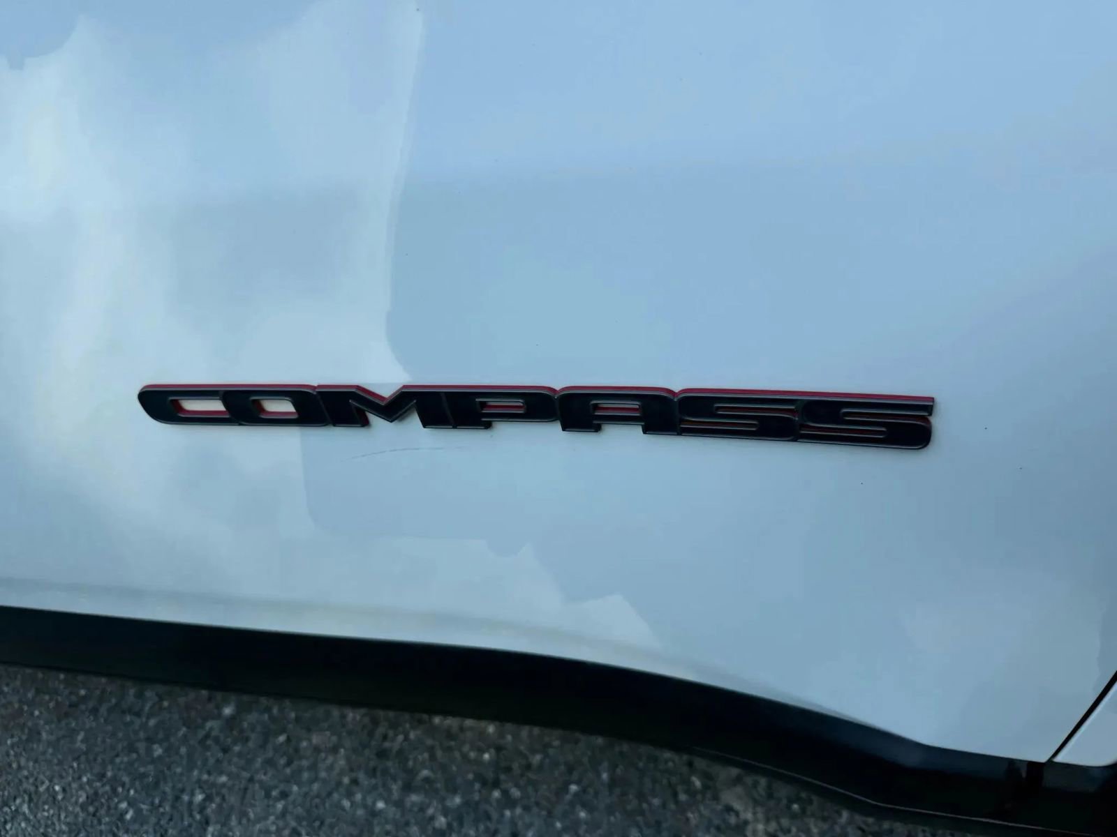 Used 2018 Jeep Compass Trailhawk AWD/4WD image 8